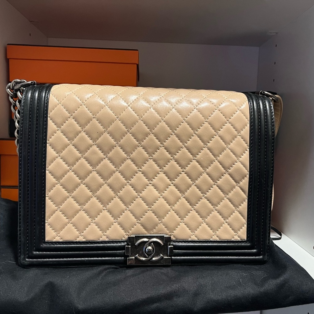 Chanel lambskin Large Boy Bag